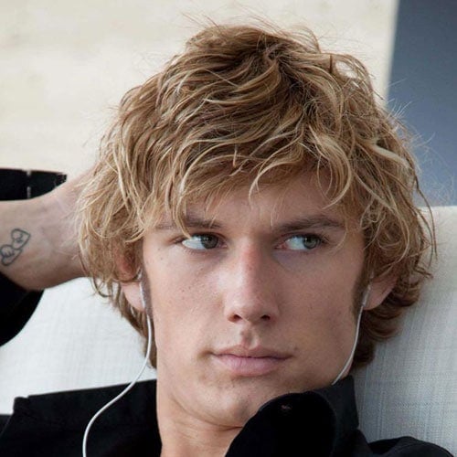 Shaggy Surfer Hair - Messy Beach Hairstyles