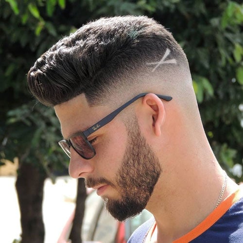 Simple Hair Cut Design in Fade